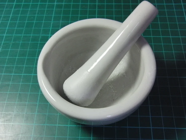 Mortero de cocina y mano, utensilio para preparar majados
